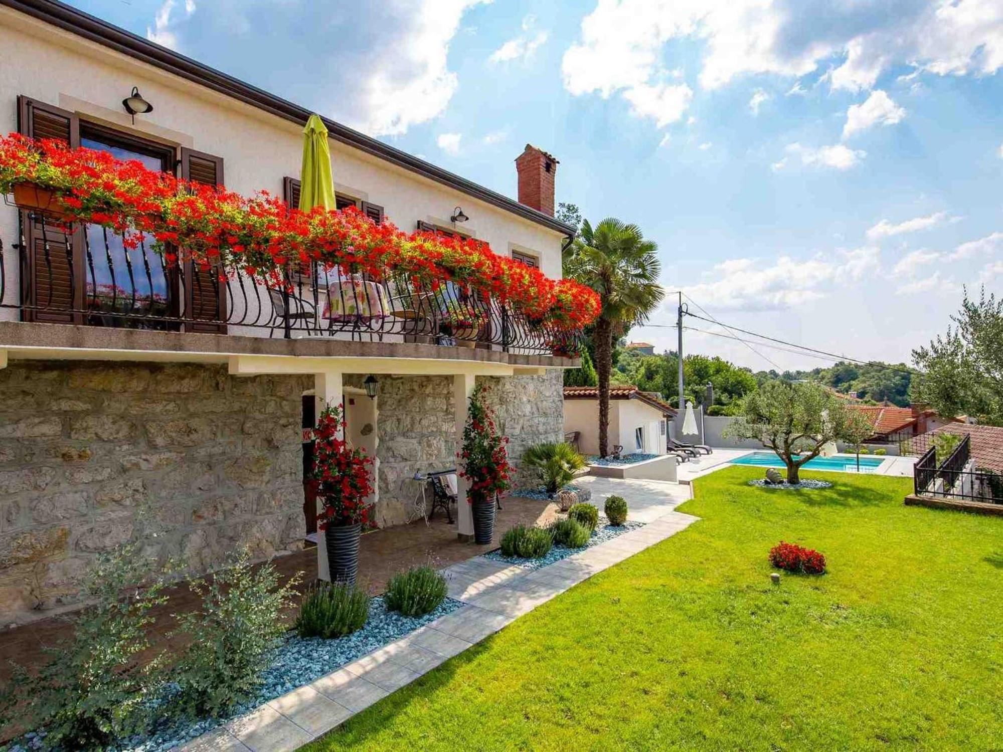 Srok Apartments With Pool Kastav Cameră foto